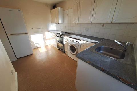 undefined, Lychpit, Basingstoke RG24