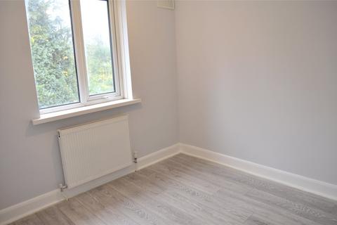 2 bedroom apartment to rent, Deer Park Gardens, Mitcham CR4