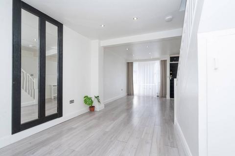 undefined, Harwoods Road, WD18, Watford, WD18