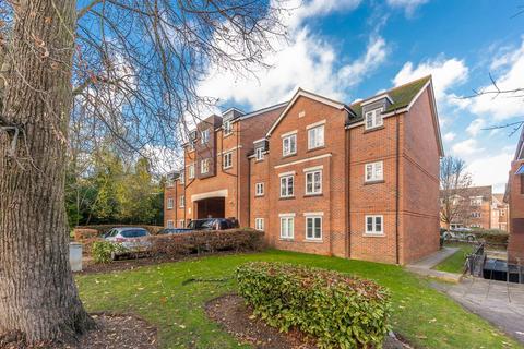 Lockhart Road, Watford, WD17