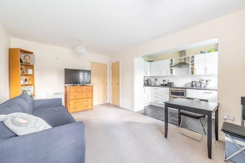 undefined, Lockhart Road, Watford, WD17