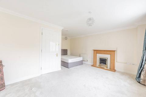 undefined, The Gateway, Watford, WD18