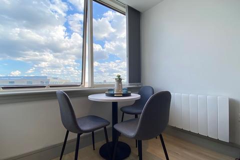 1 bedroom flat to rent, Market Square, Mercantile House, UB8