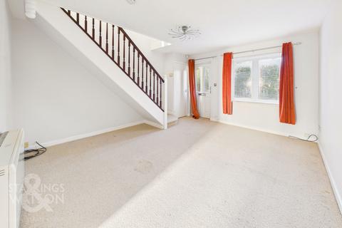 2 bedroom semi-detached house for sale, Braydeston Drive, Blofield, Norwich