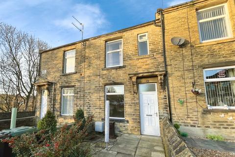 2 bedroom terraced house to rent, Fairbank, West Yorkshire BD18