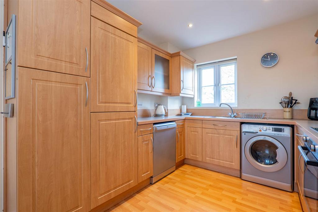 Lounge/Kitchen