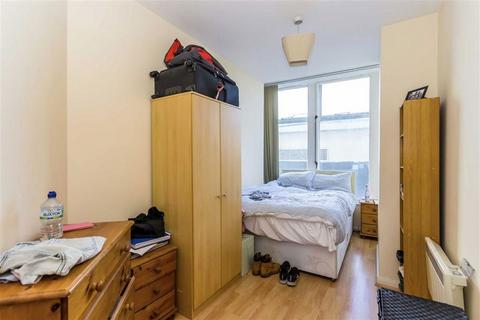 undefined, Newington Causeway, London SE1