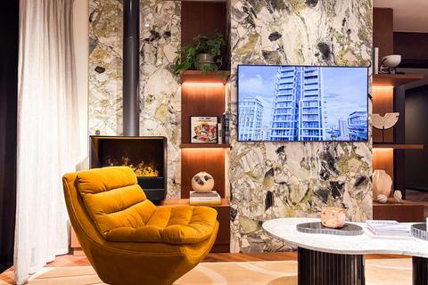 undefined, Greater London (Region) E1W 2AA London, GBR
