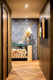 undefined, Greater London (Region) E1W 2AA London, GBR