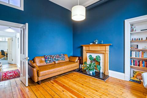 2 bedroom apartment to rent, Inverleith Terrace, Edinburgh, Midlothian