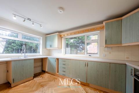 5 bedroom semi-detached house to rent, Lordswood Road, Birmingham, West Midlands, B17 9BH
