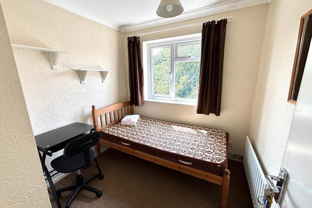 Bed 1