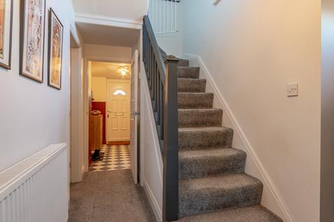 4 bedroom semi-detached house for sale, Moorlands Avenue, Oakworth, Keighley, West Yorkshire, BD22