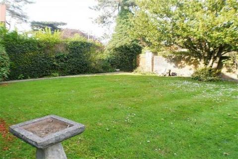 undefined, Worthing BN11