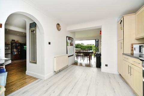 4 bedroom semi-detached house for sale, Grassmere Avenue, Peacehaven BN10