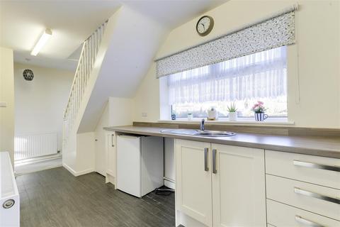 3 bedroom semi-detached house for sale, Hill Road, Bestwood Village NG6