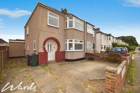 3 bedroom semi-detached house to rent, James Road Dartford DA1