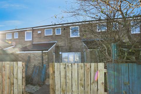 3 bedroom terraced house for sale - Axminster Close, Bransholme, Hull