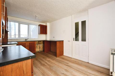 3 bedroom terraced house for sale, Axminster Close, Bransholme, Hull