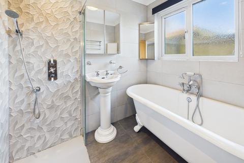 1 bedroom semi-detached bungalow to rent, St Thomas Road, Launceston, PL15