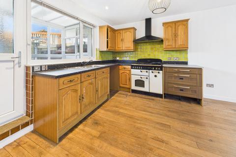 1 bedroom semi-detached bungalow to rent, St Thomas Road, Launceston, PL15
