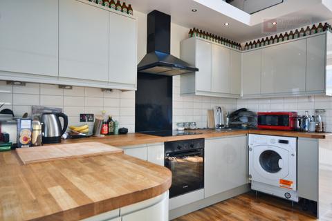 undefined, Newark Street, Whitechapel, Aldgate, London, E1
