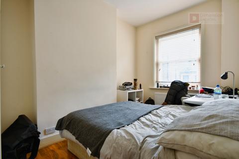 undefined, Newark Street, Whitechapel, Aldgate, London, E1