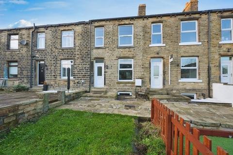 2 bedroom terraced house for sale, Cowrakes Road, Huddersfield HD3