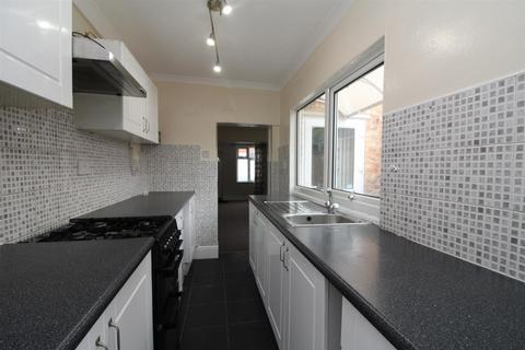 2 bedroom terraced house to rent, King Street, Stony Stratford, Milton Keynes, MK11 1EE