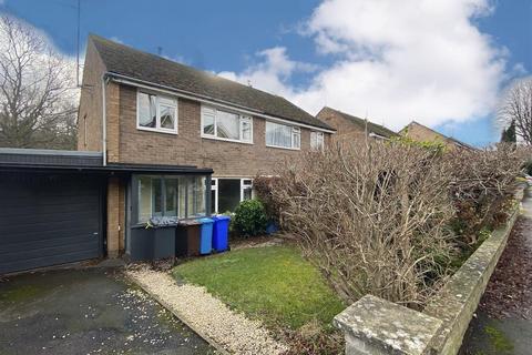 3 bedroom semi-detached house to rent, Totley Brook Road, Dore