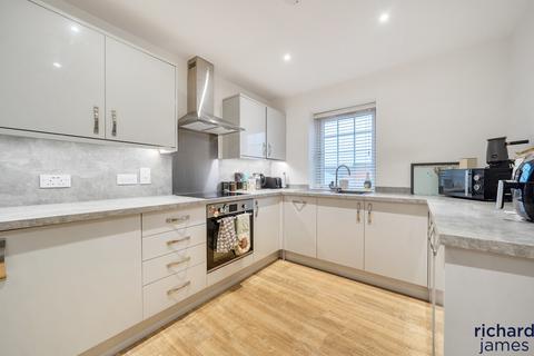 2 bedroom flat for sale, Swindon SN1