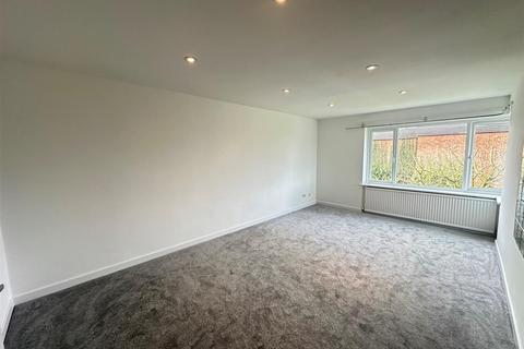 1 bedroom apartment to rent, Mount Felix, Walton on Thames, Surrey