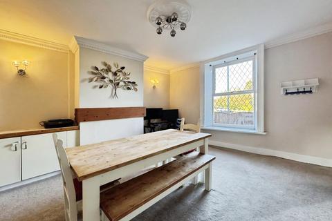 3 bedroom house for sale, Snelsins Lane, Cleckheaton, BD19
