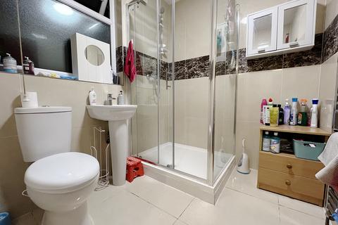 undefined, Kingsley Road, Hounslow, TW3