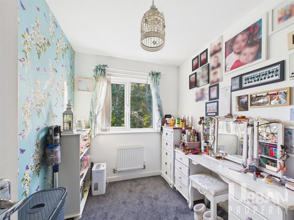 CAM03038 G0-PR0210-STILL020.jpg