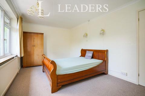 4 bedroom bungalow to rent, Valley Road, LE11