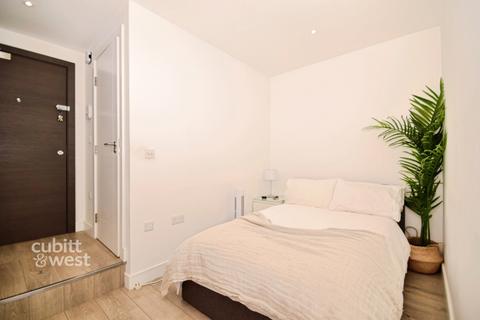 undefined, Venture Lofts 15 High Street CR8