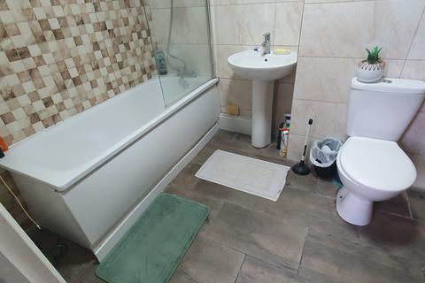 1 bedroom apartment to rent, View Property Video