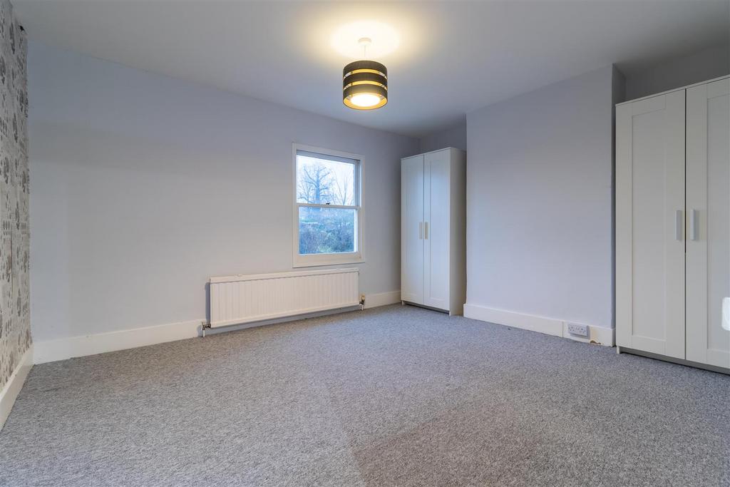 Principal bedroom