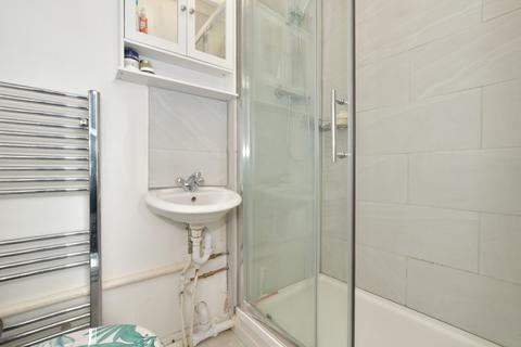 1 bedroom flat to rent, AVAILABLE WITH NO DEPOSIT Cottage Grove Southsea PO5