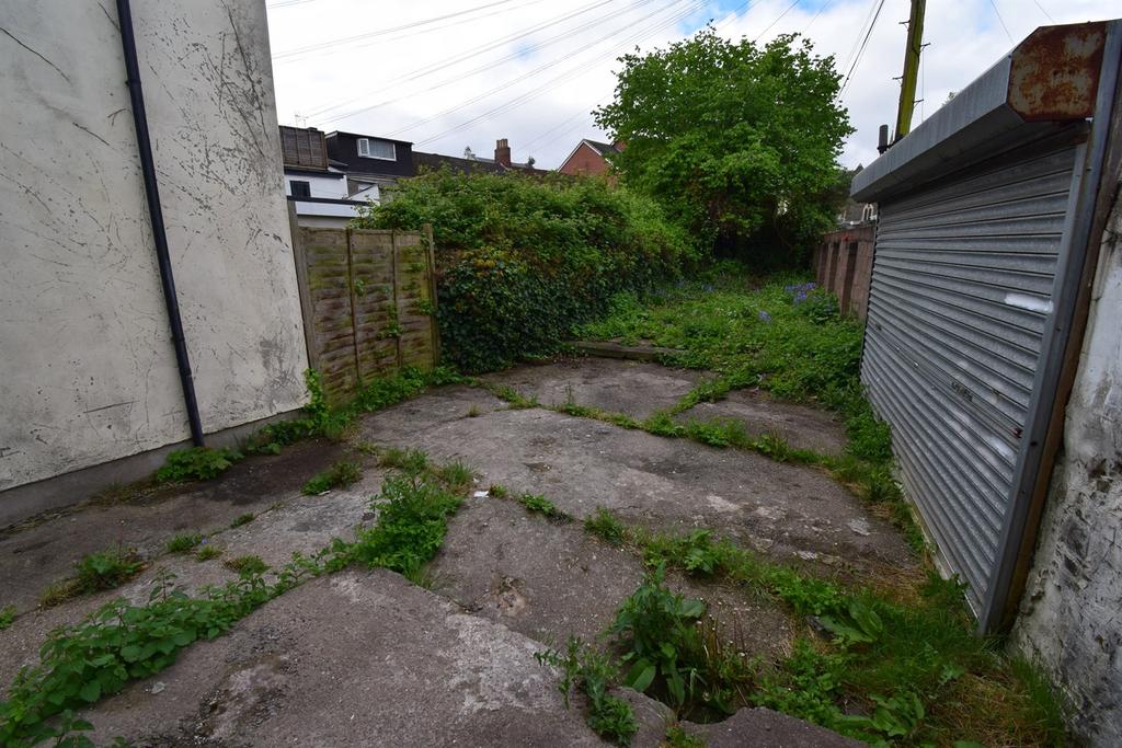 Courtyard &amp; Park