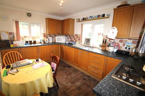 3 bedroom semi-detached bungalow for sale, Commercial Street, Nantymoel, Bridgend, Bridgend County. CF32 7NW