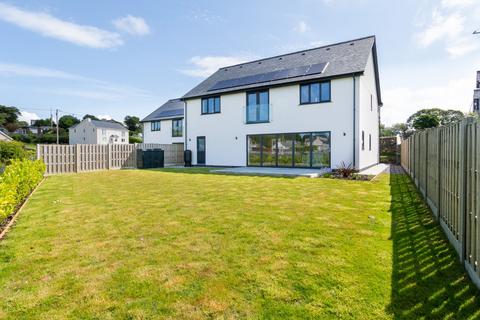 undefined, Gwalchmai, Holyhead, Isle of Anglesey, LL65