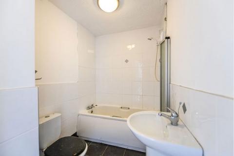 2 bedroom flat to rent, Bonnyton Road, Kilmarnock KA1
