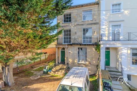 Grosvenor Street, Cheltenham GL52