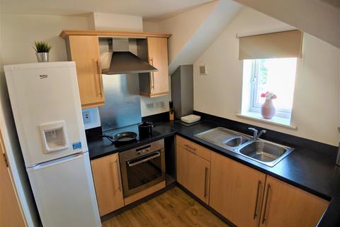 3 bedroom flat to rent, A, Mitford Road, Manchester M14