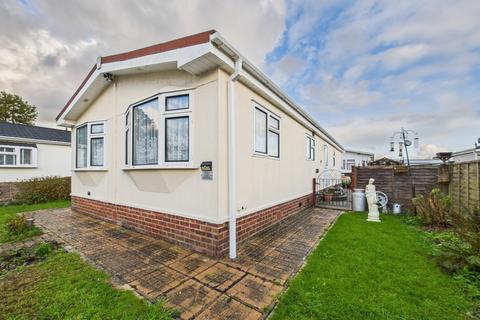 2 bedroom park home for sale, Poplar Close, Thatcham, RG19