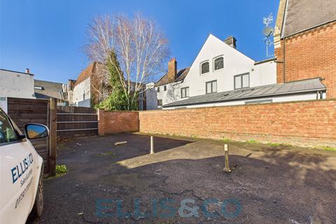 undefined, East Street, Tonbridge, Kent, TN9