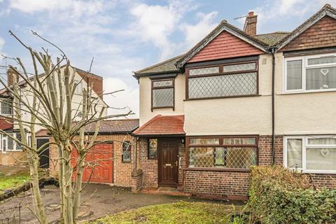 3 bedroom house to rent, Green Lane, New Malden KT3