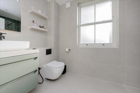 3 bedroom flat for sale, Jeddo Road, Shepherd's Bush W12